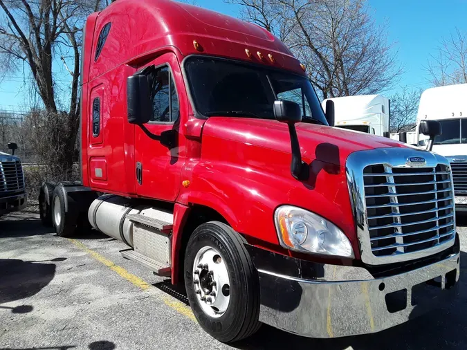 2019 FREIGHTLINER/MERCEDES CASCADIA 125