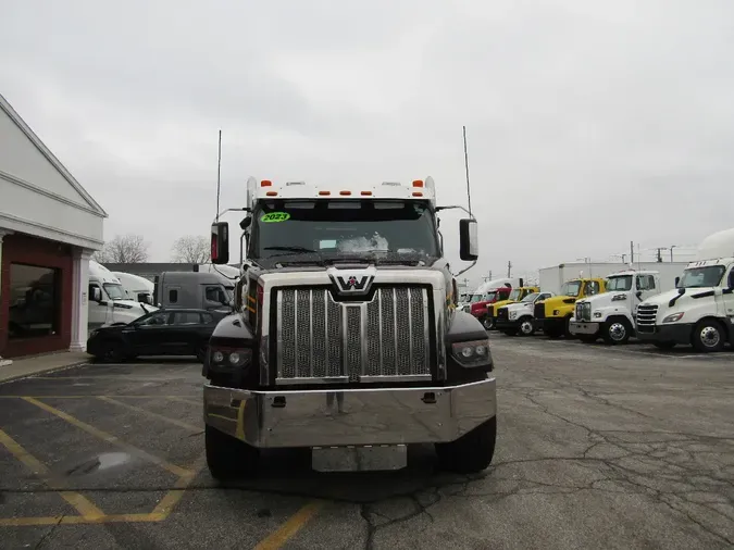 2023 WESTERN STAR 49X