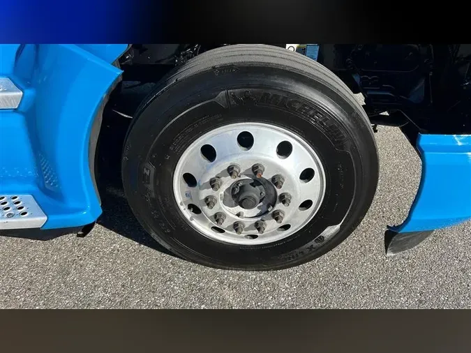 2022 KENWORTH T68022033eaba0132b07809b68154fcf3cd0