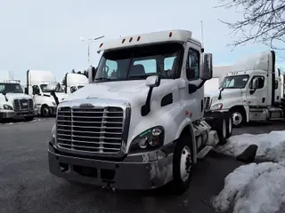 2018 FREIGHTLINER/MERCEDES CASCADIA 113