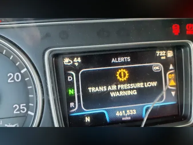 2020 NAVISTAR INTERNATIONAL LT625 SLPR CAB2204336b6be43e5570389f7d21969d67