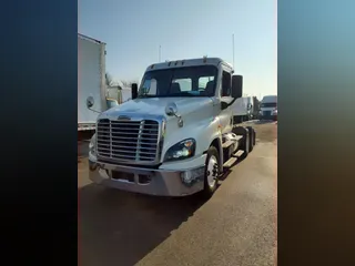 2019 FREIGHTLINER/MERCEDES CASCADIA 125