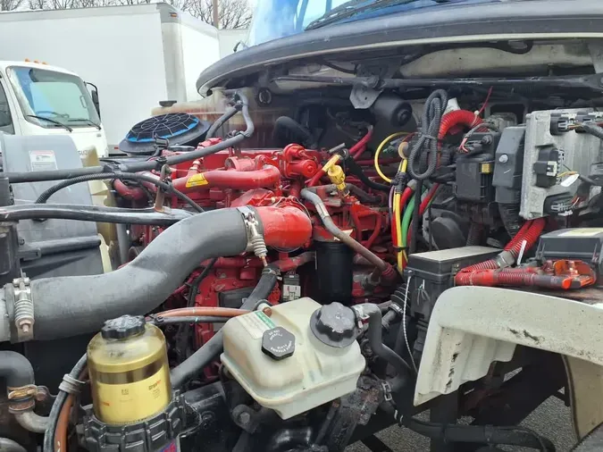 2018 FREIGHTLINER/MERCEDES M2 106