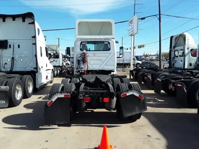 2019 NAVISTAR INTERNATIONAL LT625 DAYCAB T/A