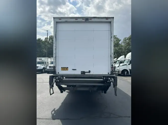 2020 FREIGHTLINER/MERCEDES M2 106