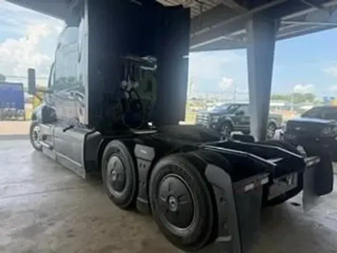 2022 International LT625220c70830465df33385c1cb6e7d14616