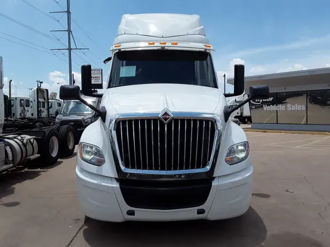 2019 NAVISTAR INTERNATIONAL LT625 SLPR CAB