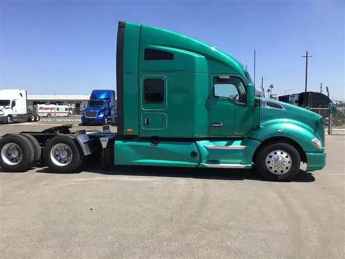 2021 KENWORTH T680