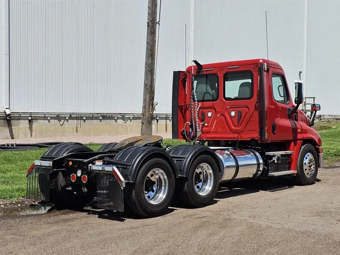 2020 Freightliner Cascadia