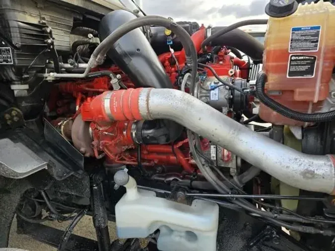 2021 International LT625