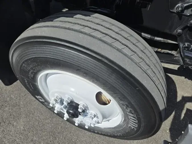 2018 Peterbilt 57922143d7bd8b3a2bf02b66562af685697