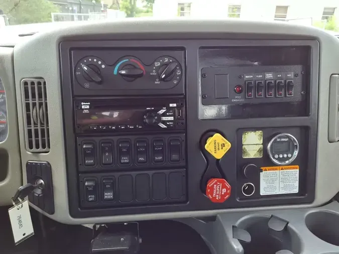 2018 NAVISTAR INTERNATIONAL 7600 (6X4)