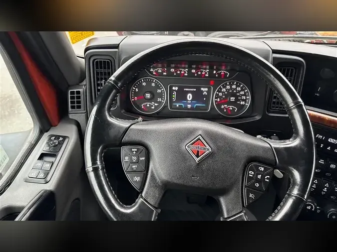 2022 INTERNATIONAL LT