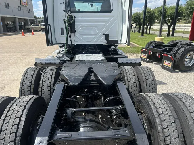 2020 International LT625