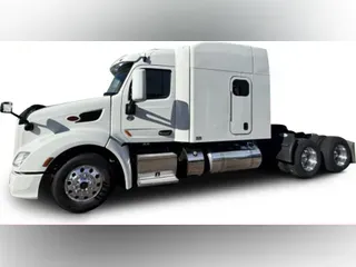 2022 Peterbilt 579