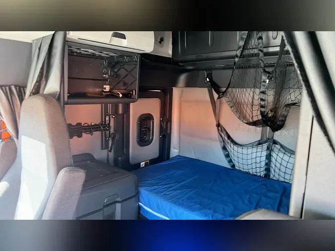 2022 Freightliner Cascadia 126221bf2107af85e59789b27a05781096f