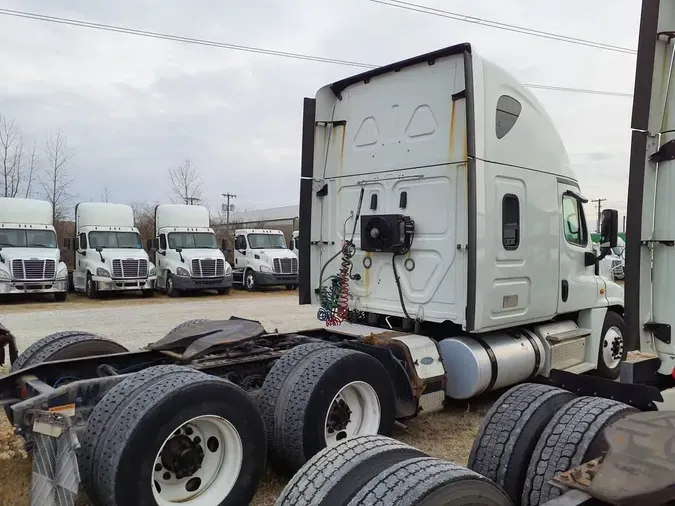 2019 FREIGHTLINER/MERCEDES CASCADIA 125