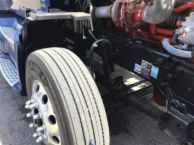 2022 KENWORTH T680