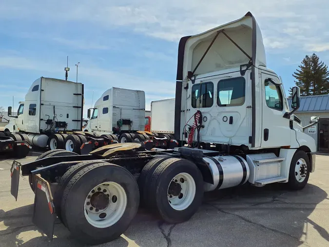 2020 FREIGHTLINER/MERCEDES NEW CASCADIA PX12664