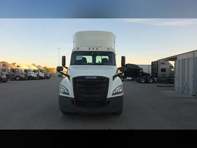 2020 Freightliner Cascadia 126222b339cd4b64e1784694907e849b102