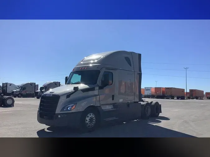 2024 Freightliner Cascadia