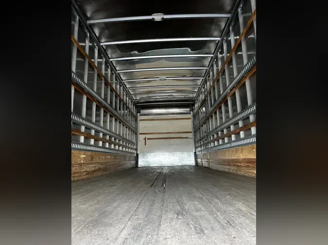 2018 FREIGHTLINER/MERCEDES M2 106