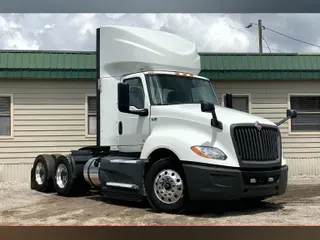 2020 INT LT625 6x4