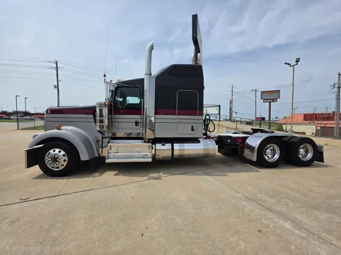 2024 Kenworth W90022342e29d936072ea9365709b50e3a71