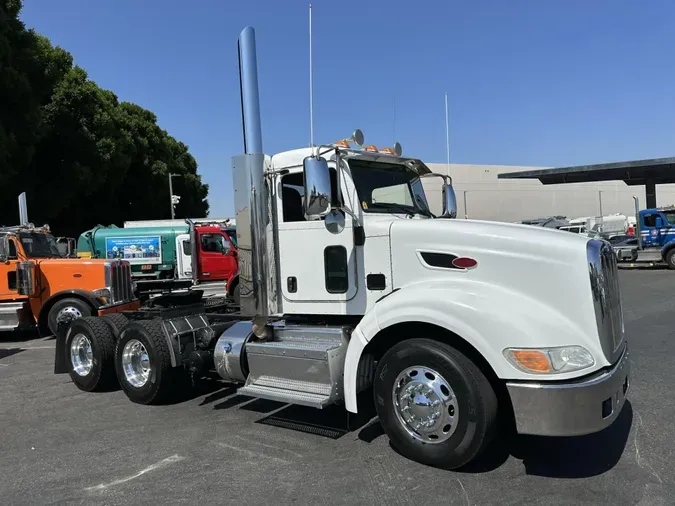 2014 Peterbilt 386