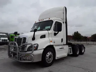 2018 Freightliner CASCADIA 113