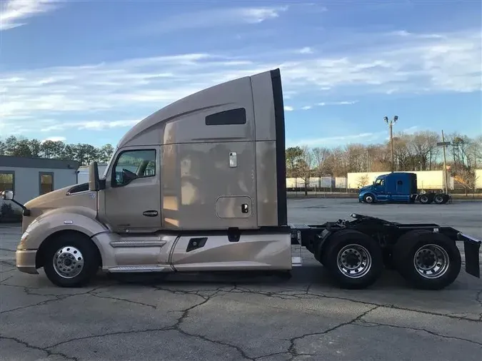 2021 KENWORTH T680