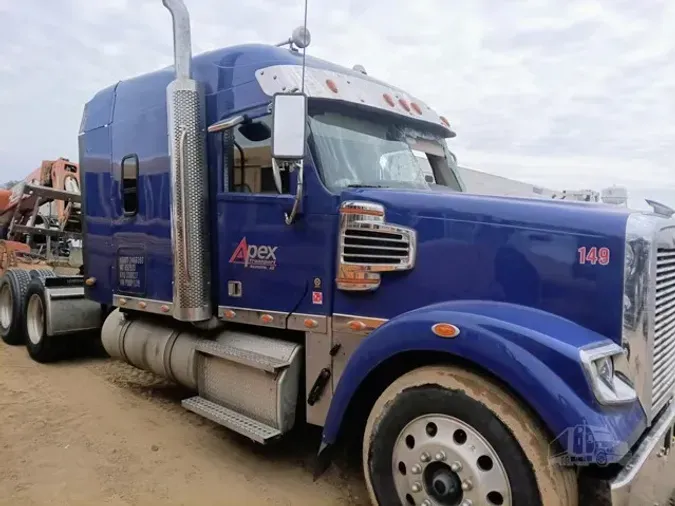 2023 FREIGHTLINER 122SD