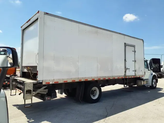 2018 FREIGHTLINER M2 106