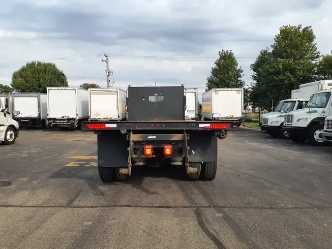 2020 FREIGHTLINER M2 106