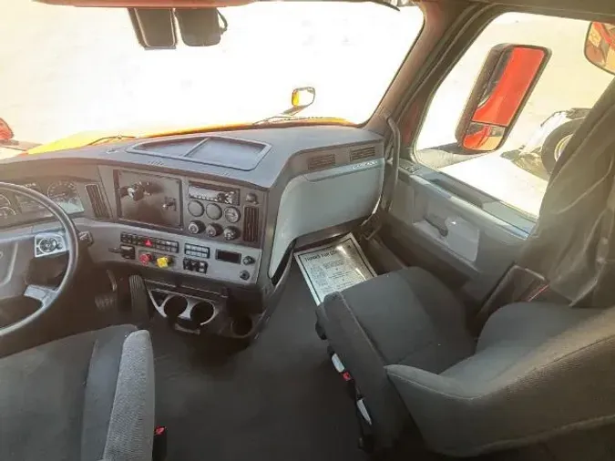 2020 Freightliner New Cascadia 126
