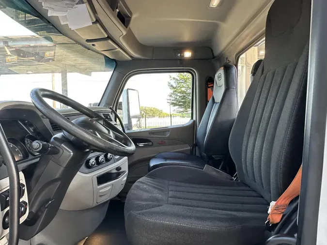 2020 Peterbilt 579