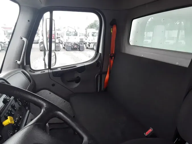2020 FREIGHTLINER/MERCEDES M2 106224a6a29eabb8689a6e8e9408a1e244f