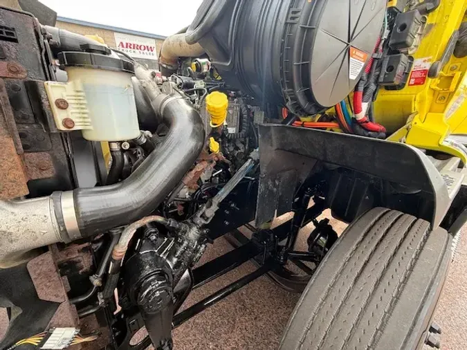 2018 INTERNATIONAL RH613