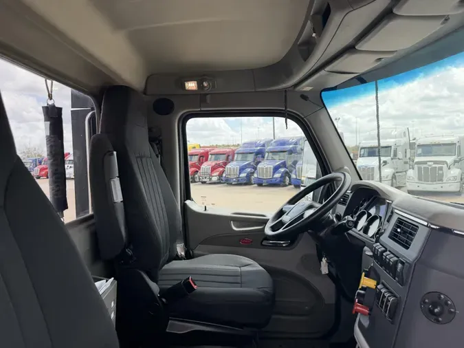 2021 Peterbilt 5792250932caff4305055a047b6493ba1d5