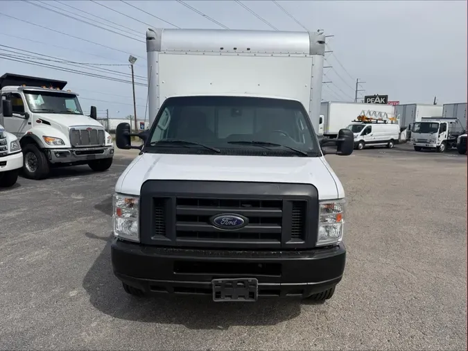 2019 Ford E-450