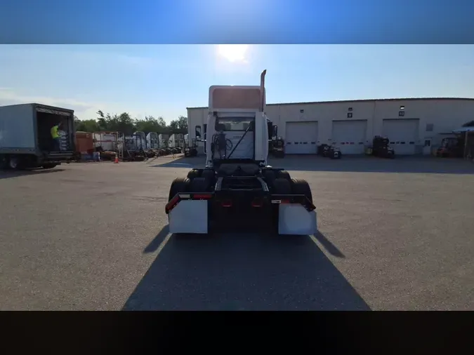 2020 International LT2258080bb350c3bddaef69ea94fffa29
