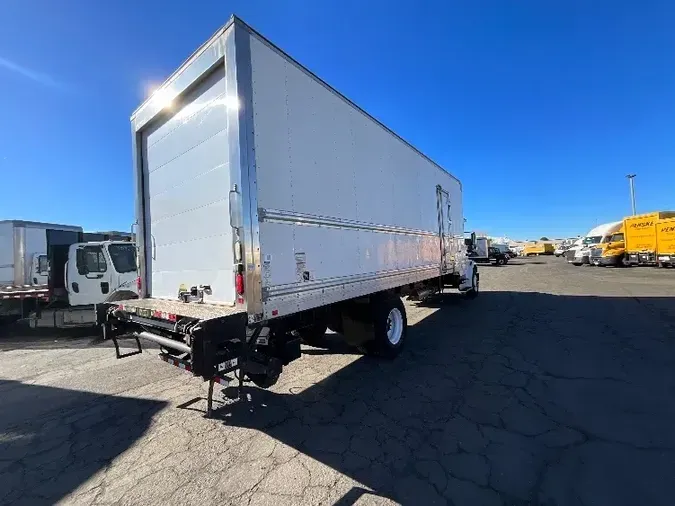 2017 Freightliner M2