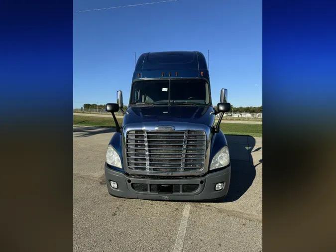 2013 FREIGHTLINER CASCADIA