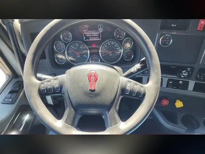 2021 KENWORTH T680