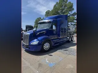 2023 PETERBILT 579
