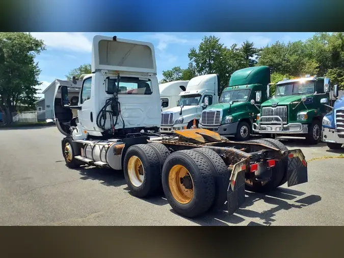 2019 NAVISTAR INTERNATIONAL LT625 DAYCAB T/A225cf562ad5a4db73cb40187ea199be0