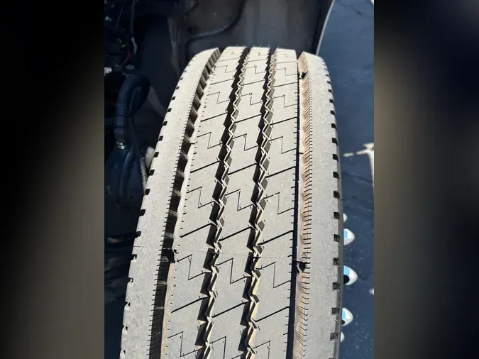 2020 Peterbilt 337