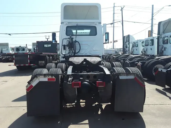 2019 NAVISTAR INTERNATIONAL LT625 DAYCAB T/A