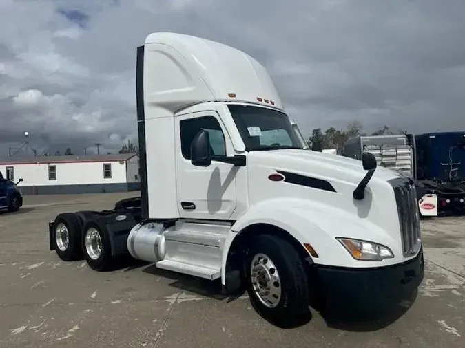 2022 Peterbilt 579