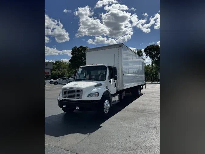 2018 Freightliner Business Class M2 106